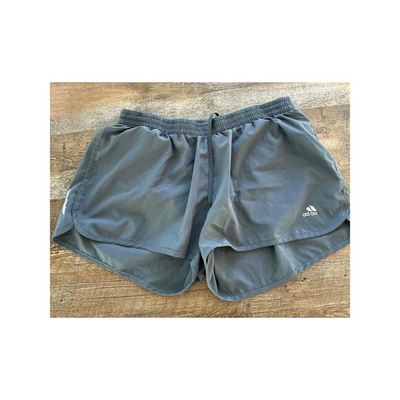 ADIDAS Gray running shorts XL  3" ladies - Picture 12 of 13